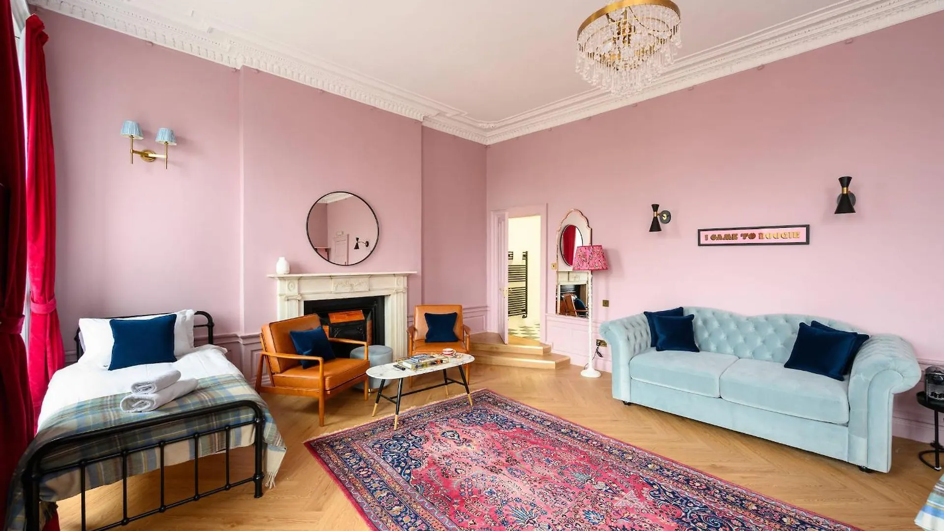 Queen Charlotte Guesthouse Edinburgh