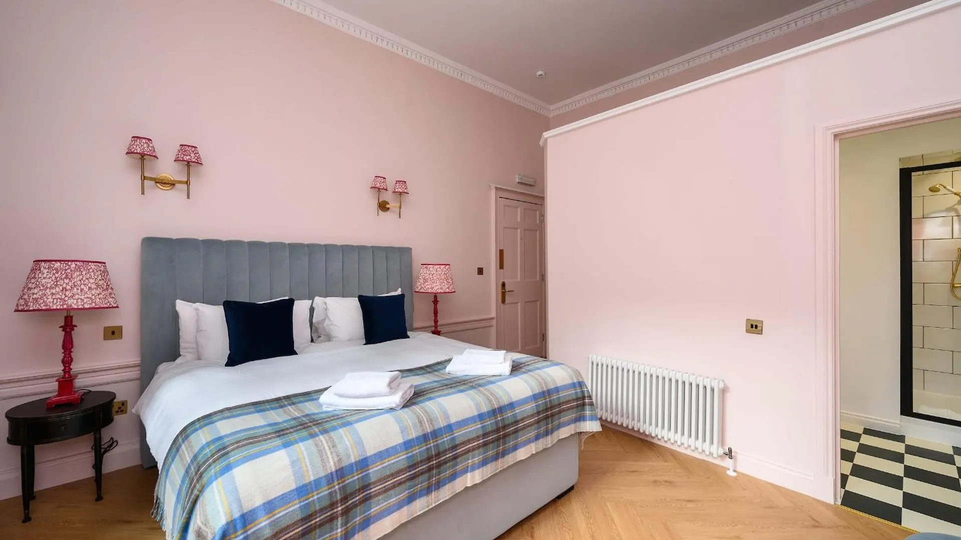 Guest house Queen Charlotte Guesthouse Edinburgh